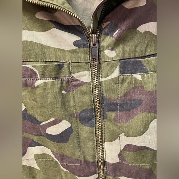 Old Navy Camo Twill‎ Field Jacket women’s size small 100% cotton - Picture 4 of 13